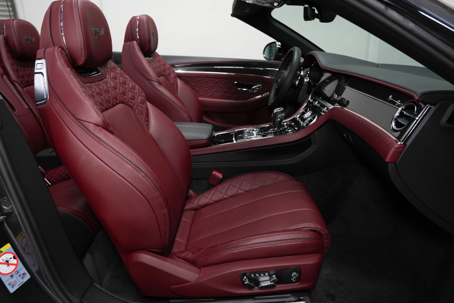Used 2021 Bentley Continental GT V8 AWD/4WD image 14
