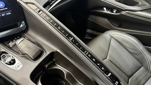 Used 2023 Chevrolet Corvette Stingray Preferred Conv w/ Z51 Performance Package RWD image 31