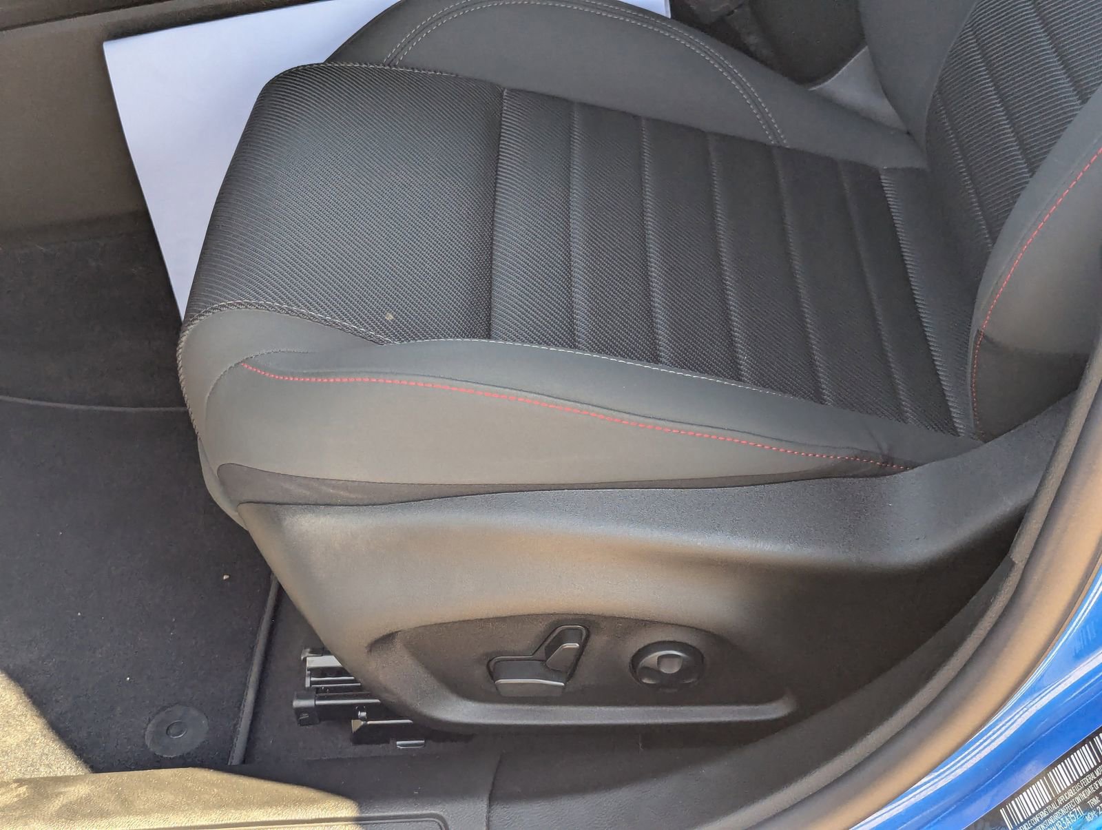 Used 2024 Dodge Hornet R/T w/ R/T Blacktop Package image 20