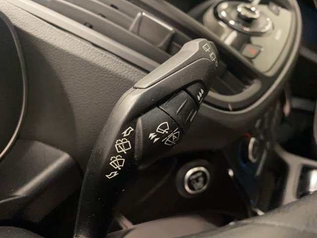 Used 2018 Ford Escape Titanium w/ Ford Safe & Smart Package AWD/4WD image 33