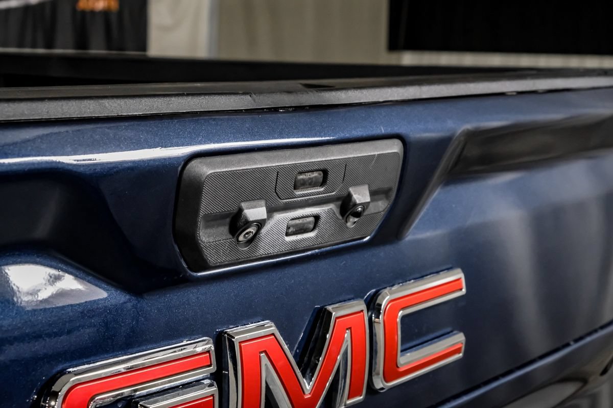 Used 2022 GMC Sierra 3500 Denali w/ Denali Ultimate Package AWD/4WD image 47