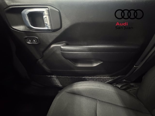 Used 2021 Jeep Wrangler Unlimited Sport AWD/4WD image 34