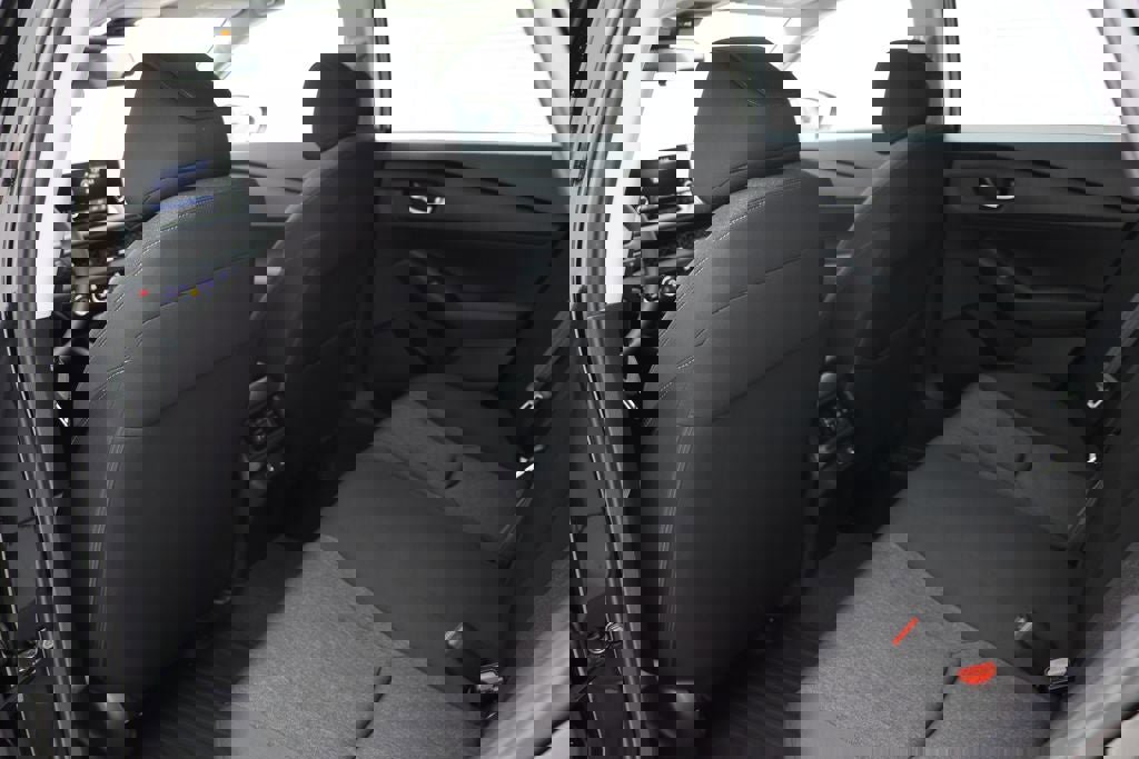 Used 2025 Honda Accord SE image 11