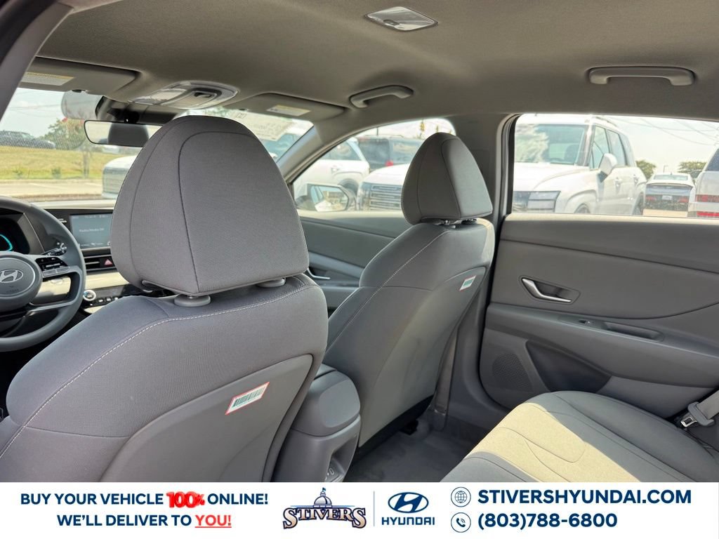 New 2026 Hyundai Elantra Hybrid FWD image 21
