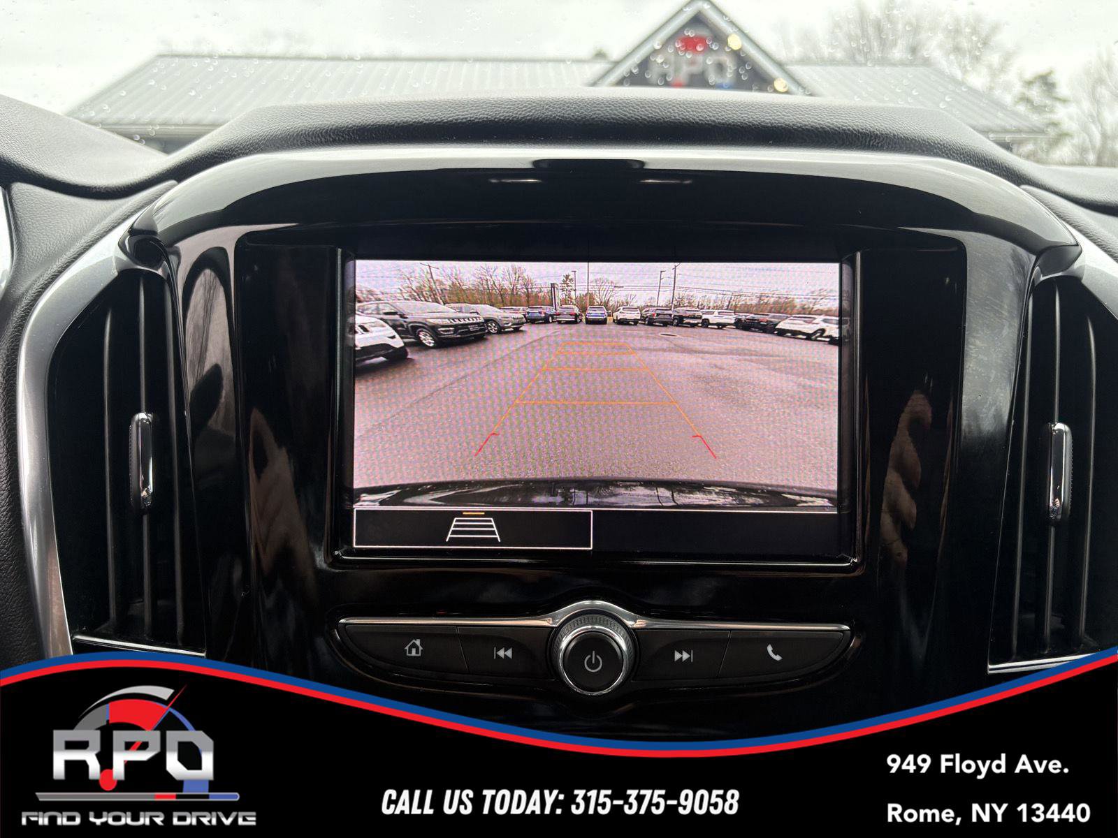 Used 2021 Chevrolet Traverse LS w/ LPO, Floor Liner Package image 17