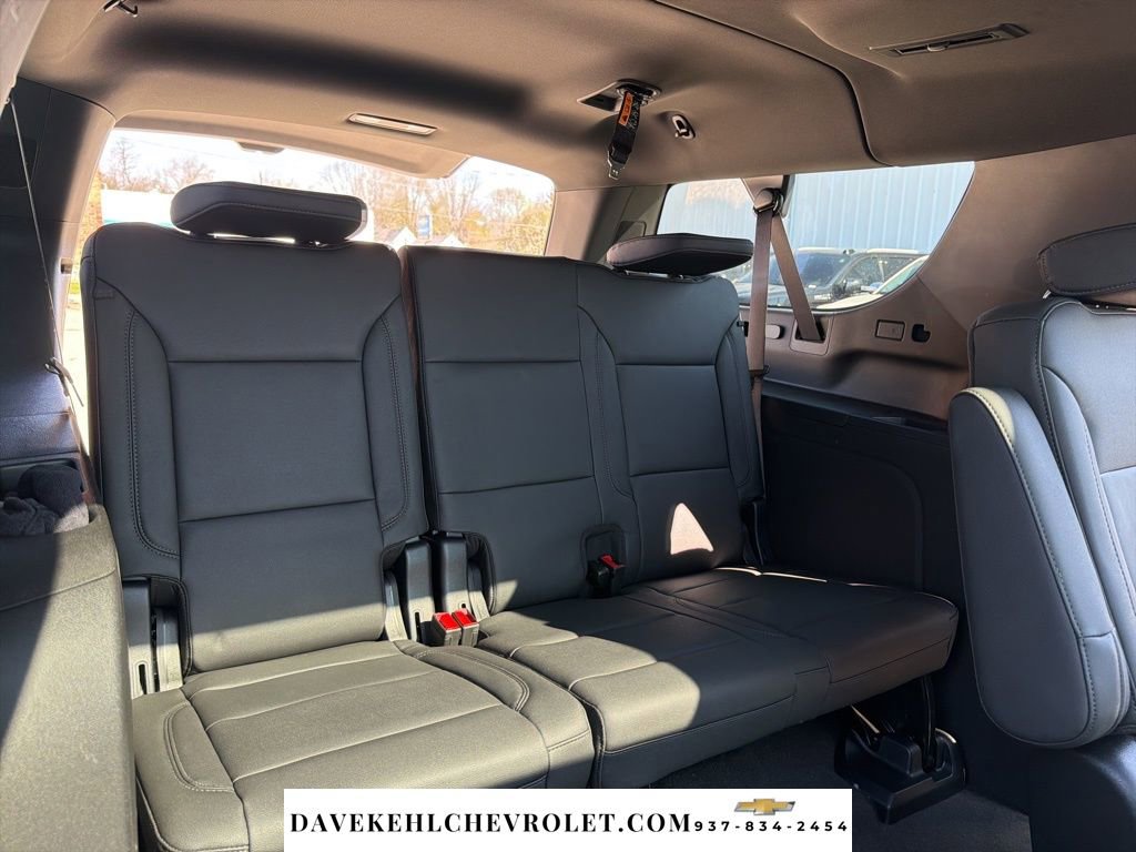Used 2026 Chevrolet Suburban Z71 w/ Comfort Package AWD/4WD image 25