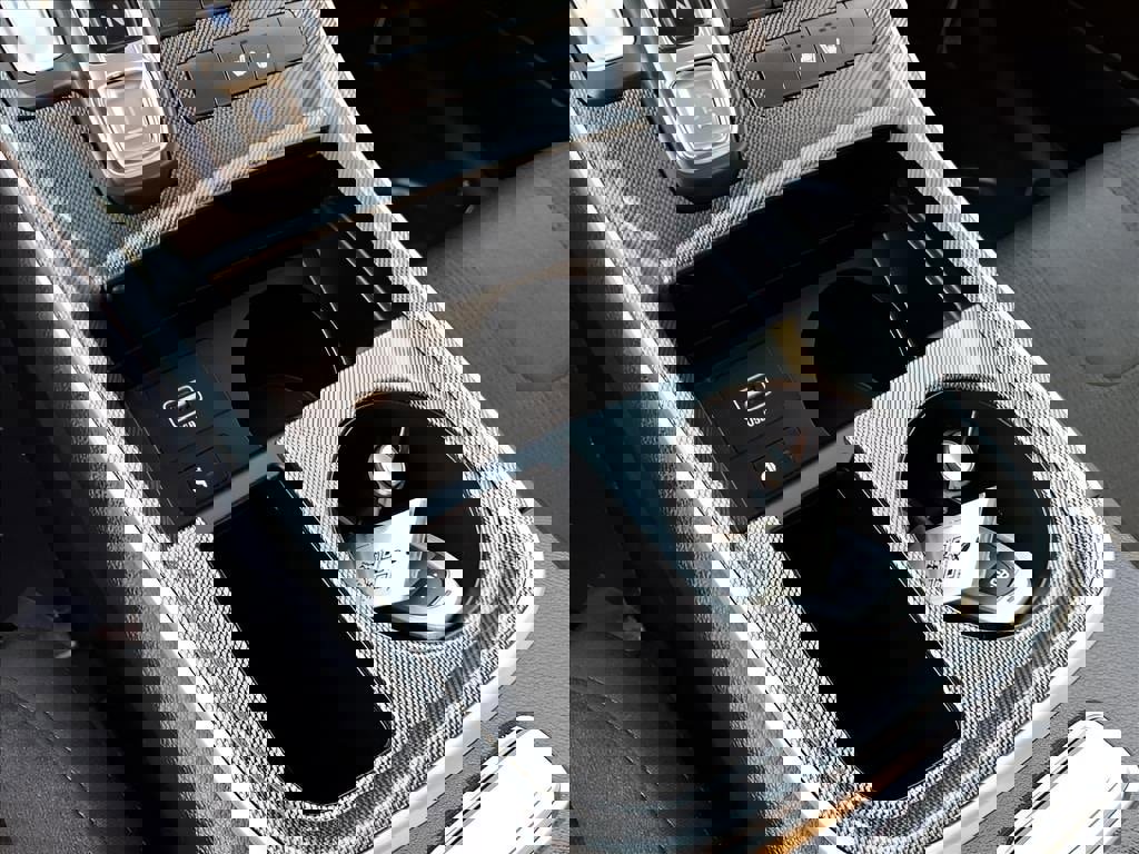 Used 2023 Hyundai Santa Fe SEL image 21