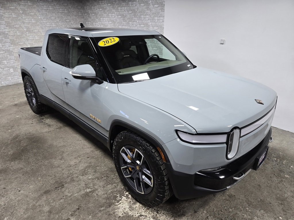 Used 2022 Rivian R1T Adventure image 61