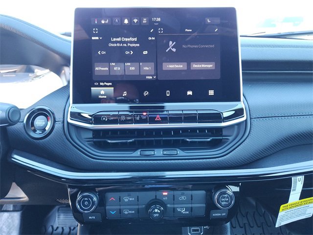 New 2026 Jeep Compass Latitude image 18