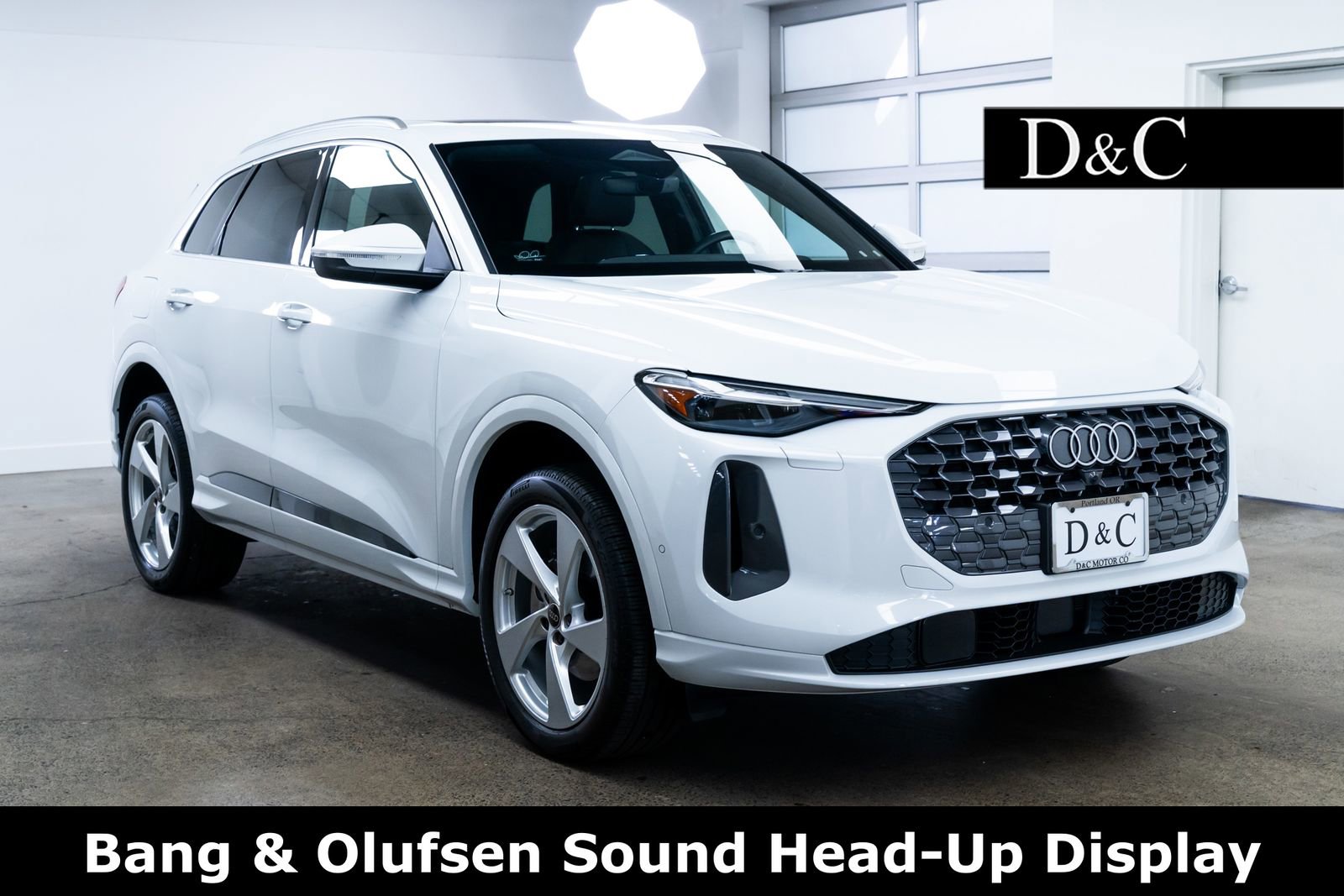 Used 2025 Audi Q5 Premium Plus w/ Premium Plus image 1