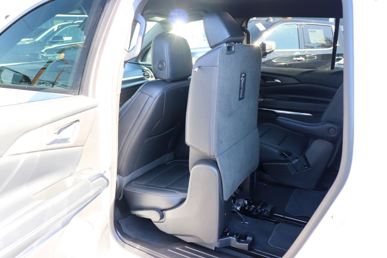 Used 2026 Chevrolet Traverse LT AWD/4WD image 26