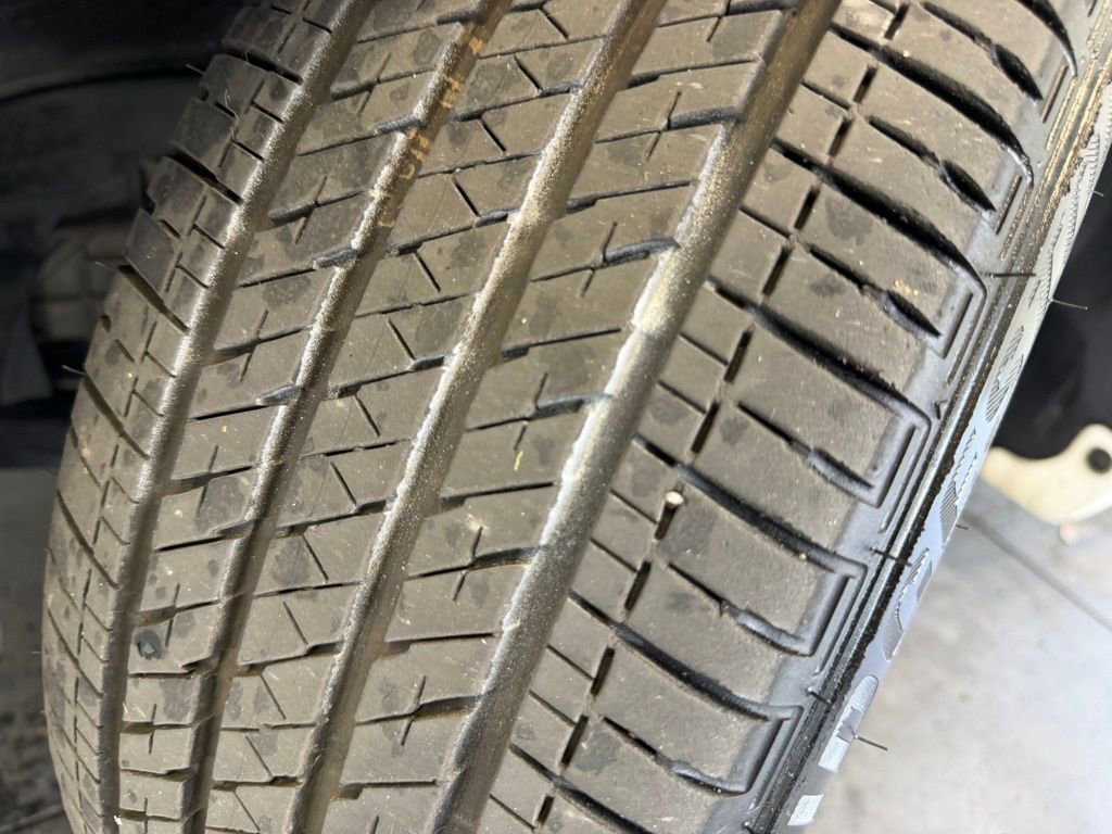 Used 2011 Toyota Camry XLE w/ XLE Extra-Value Pkg #2 image 17