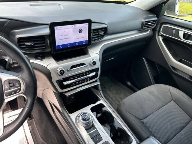 Used 2022 Ford Explorer XLT RWD image 19