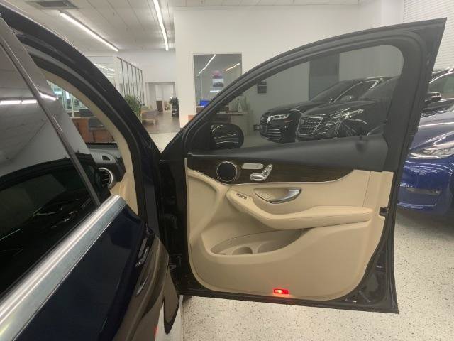 Used 2017 Mercedes-Benz GLC 300 4MATIC Coupe image 29