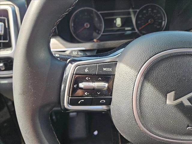 Used 2023 Kia Sorento S image 19