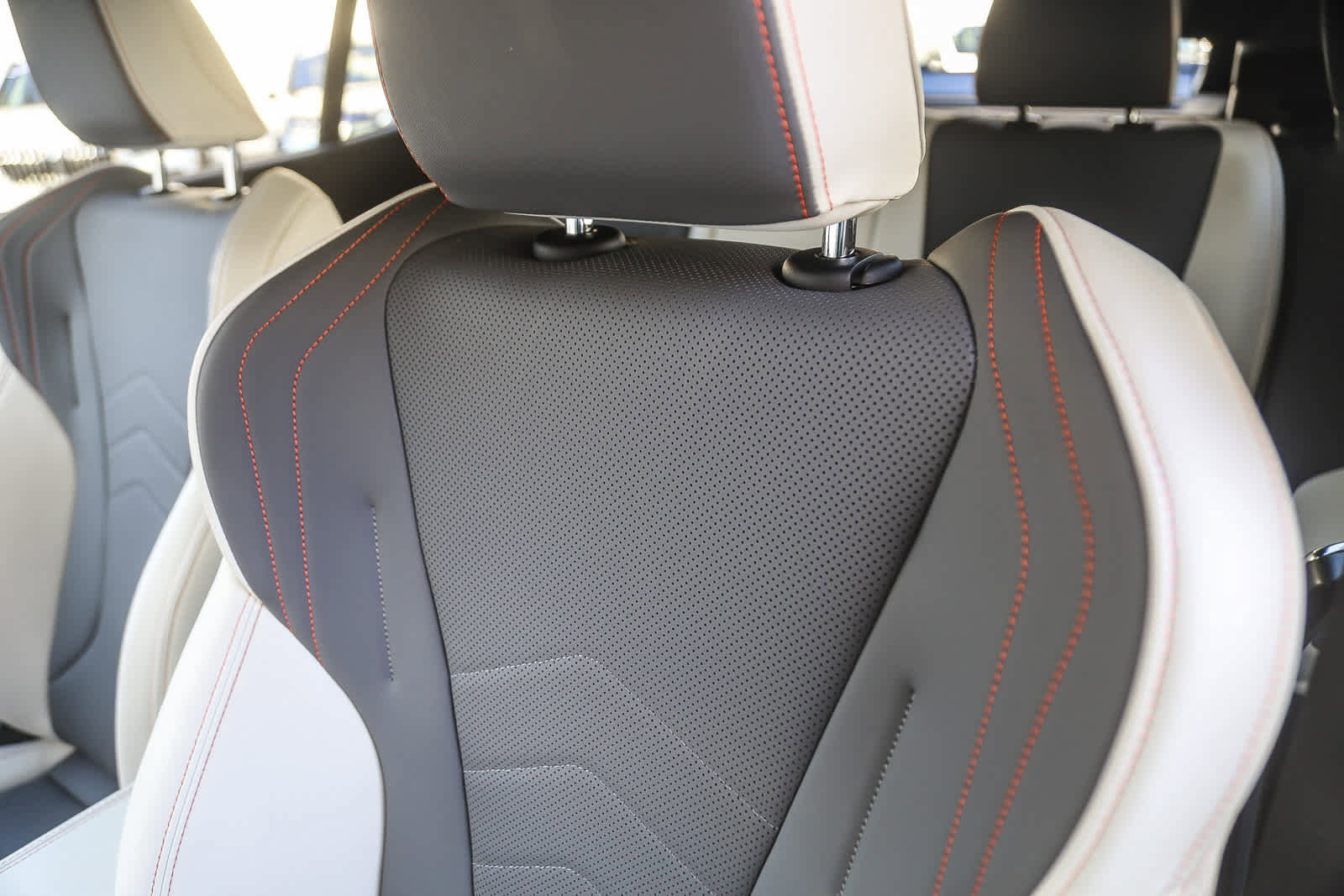 Used 2025 BMW X2 M35i w/ Premium Package image 20