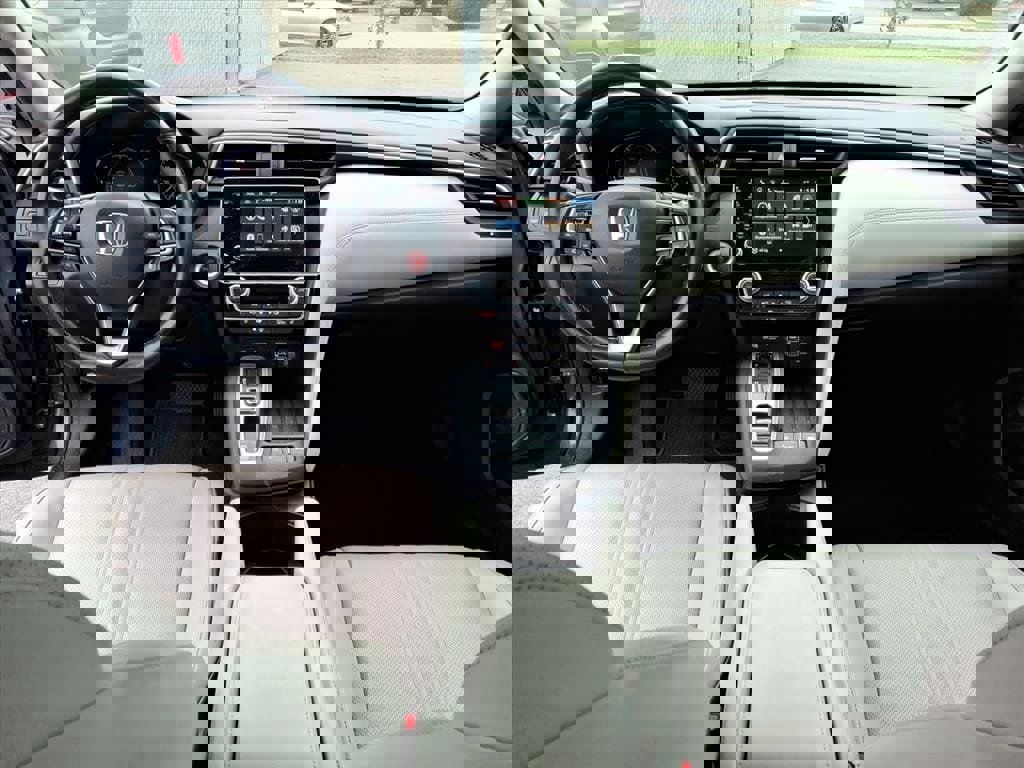 Used 2019 Honda Insight Touring image 6