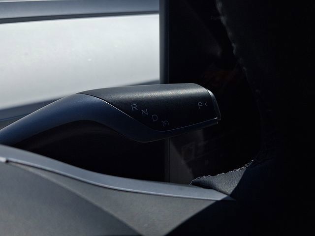 Used 2023 Tesla Model 3 Long Range image 16