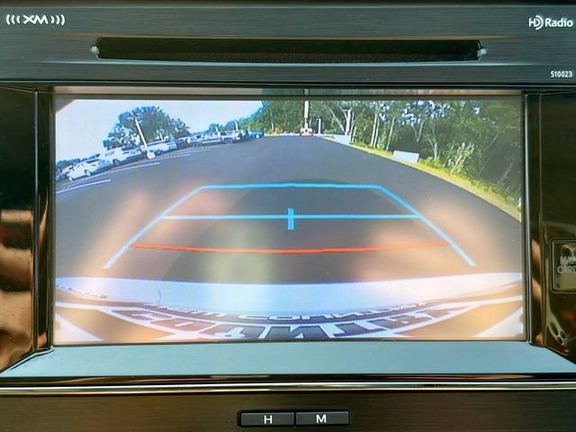 Used 2015 Toyota Avalon XLE Touring FWD image 16