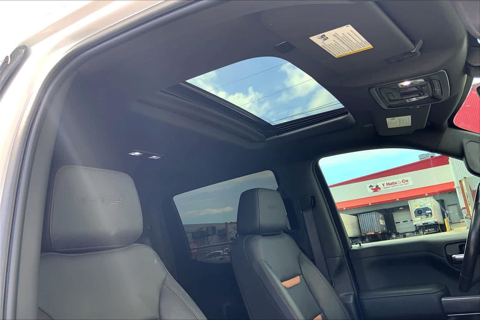 Used 2021 GMC Sierra 1500 AT4 w/ AT4 Value Package AWD/4WD image 30