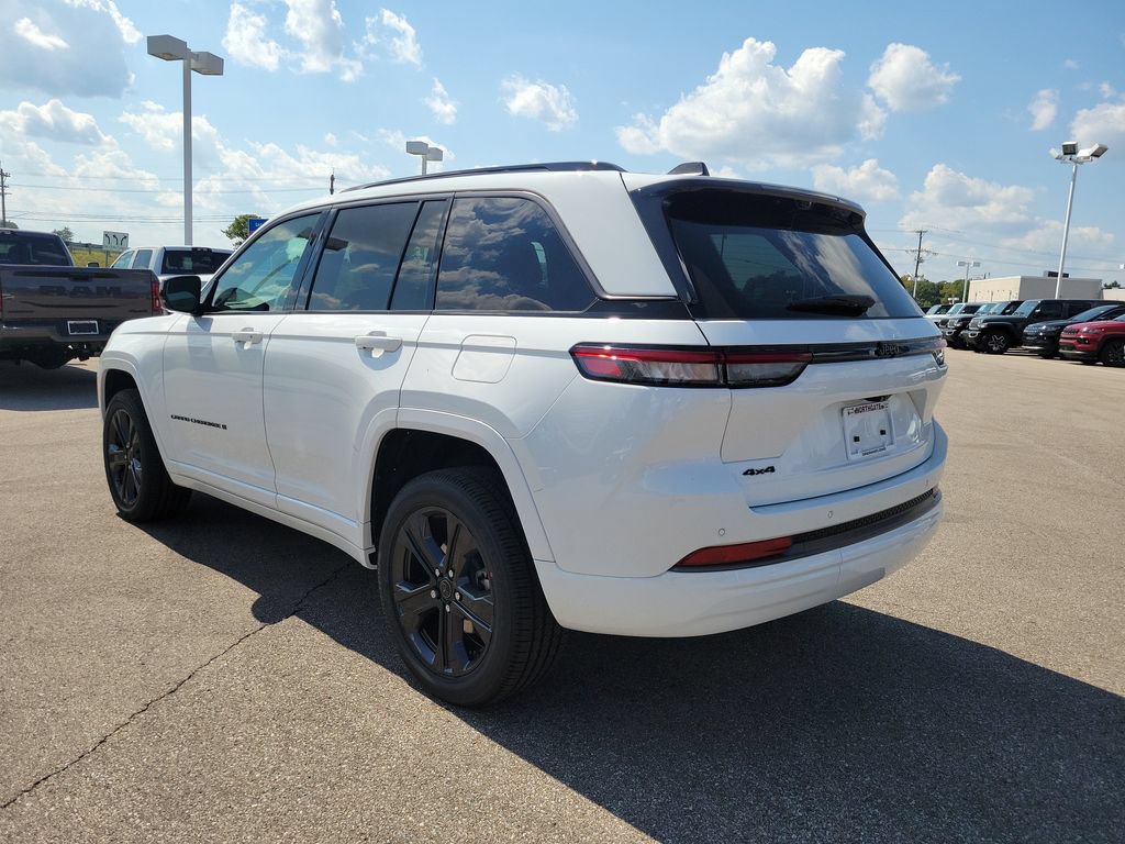 New 2027 Jeep Grand Cherokee Limited AWD/4WD image 3