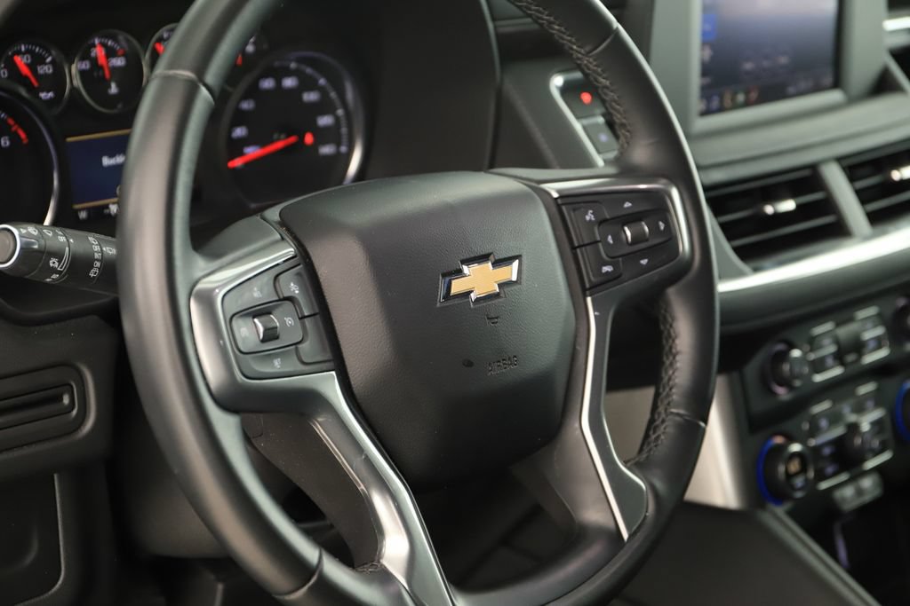 Used 2024 Chevrolet Suburban LS AWD/4WD image 16