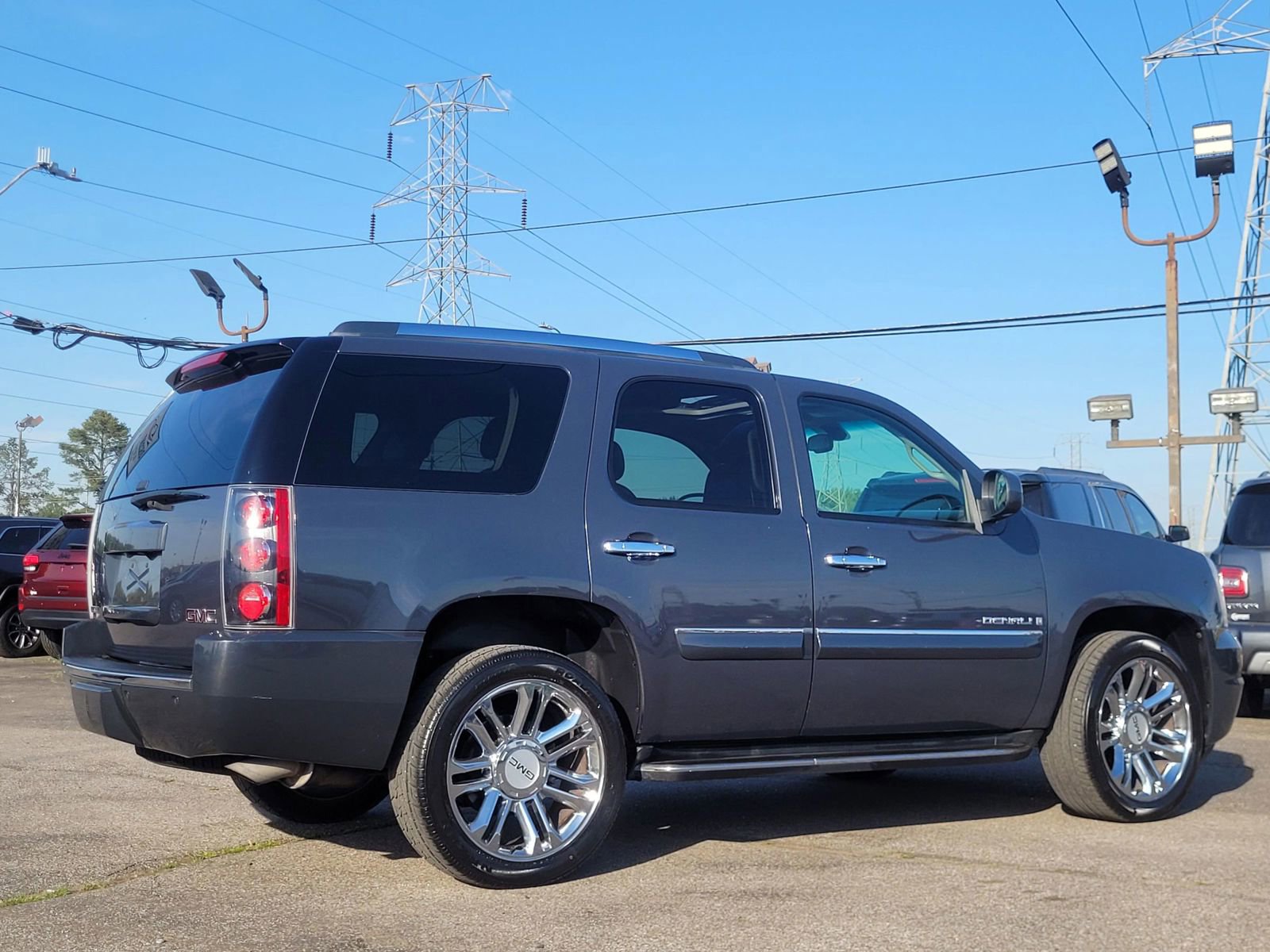 Used 2008 GMC Yukon Denali image 10