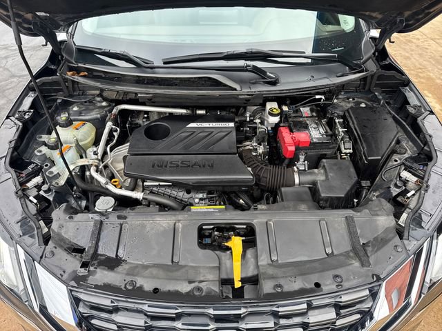 Used 2023 Nissan Rogue SV image 25