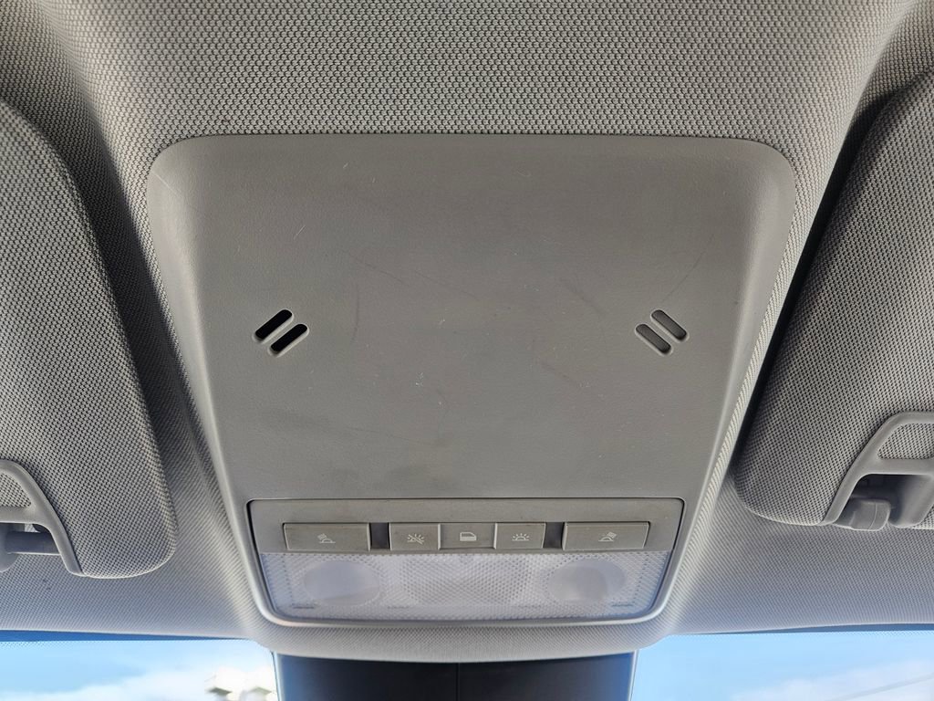 Used 2019 Chevrolet Trax LS AWD/4WD image 19