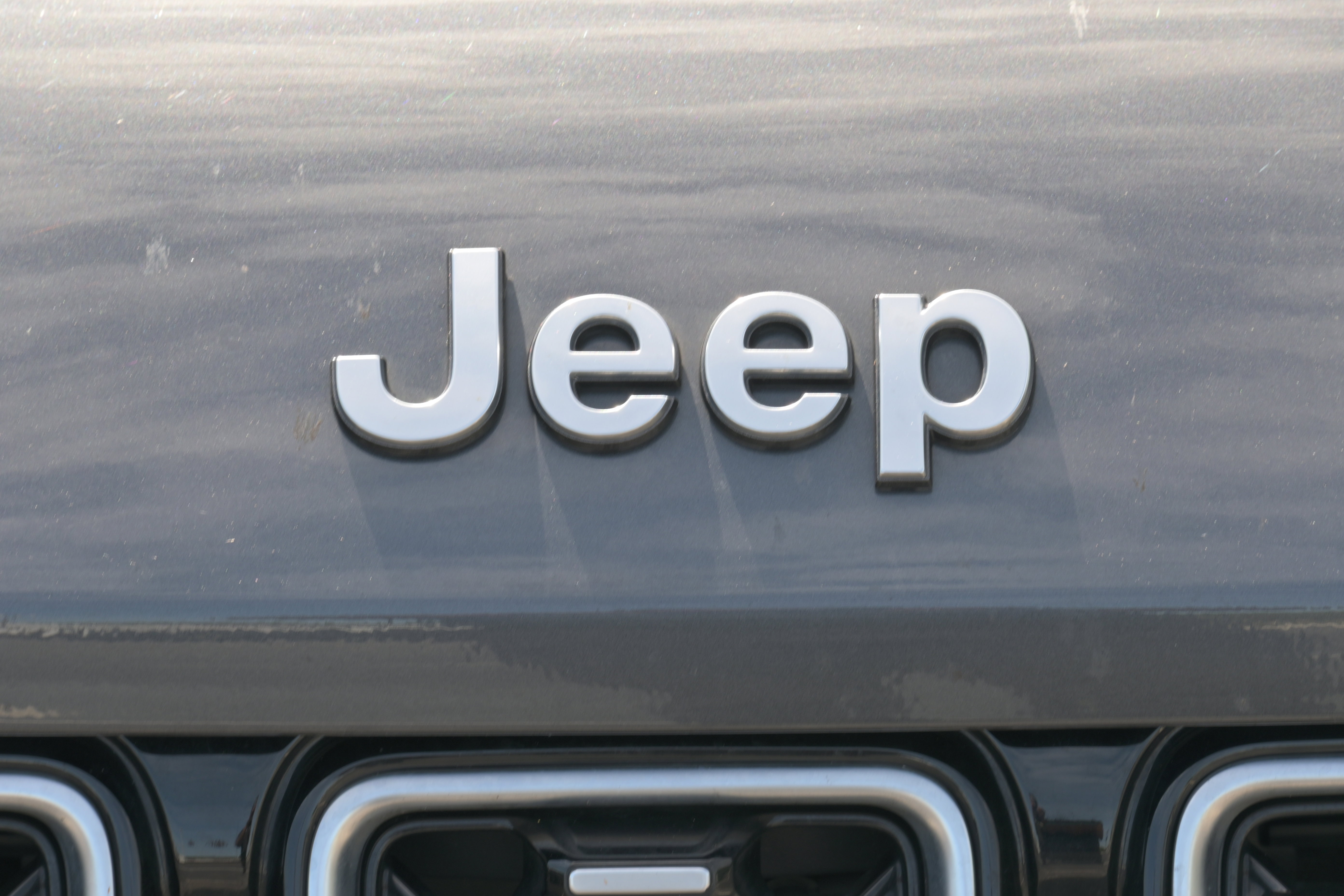 Used 2023 Jeep Grand Cherokee Summit w/ Adv Protech Group IV RWD image 43