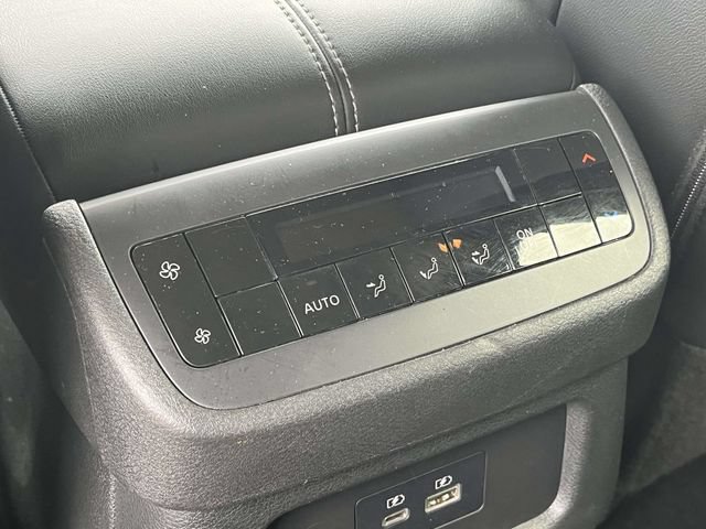 Used 2024 Nissan Pathfinder SL FWD image 19