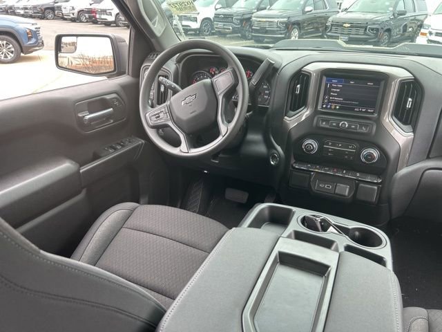 New 2026 Chevrolet Silverado 1500 Custom Trail Boss w/ LPO, Dark Essentials Package AWD/4WD image 19