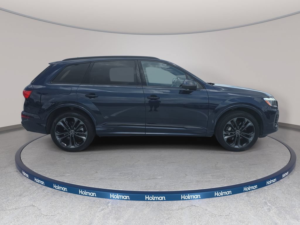 Used 2025 Audi Q7 3.0T Premium Plus AWD/4WD image 5