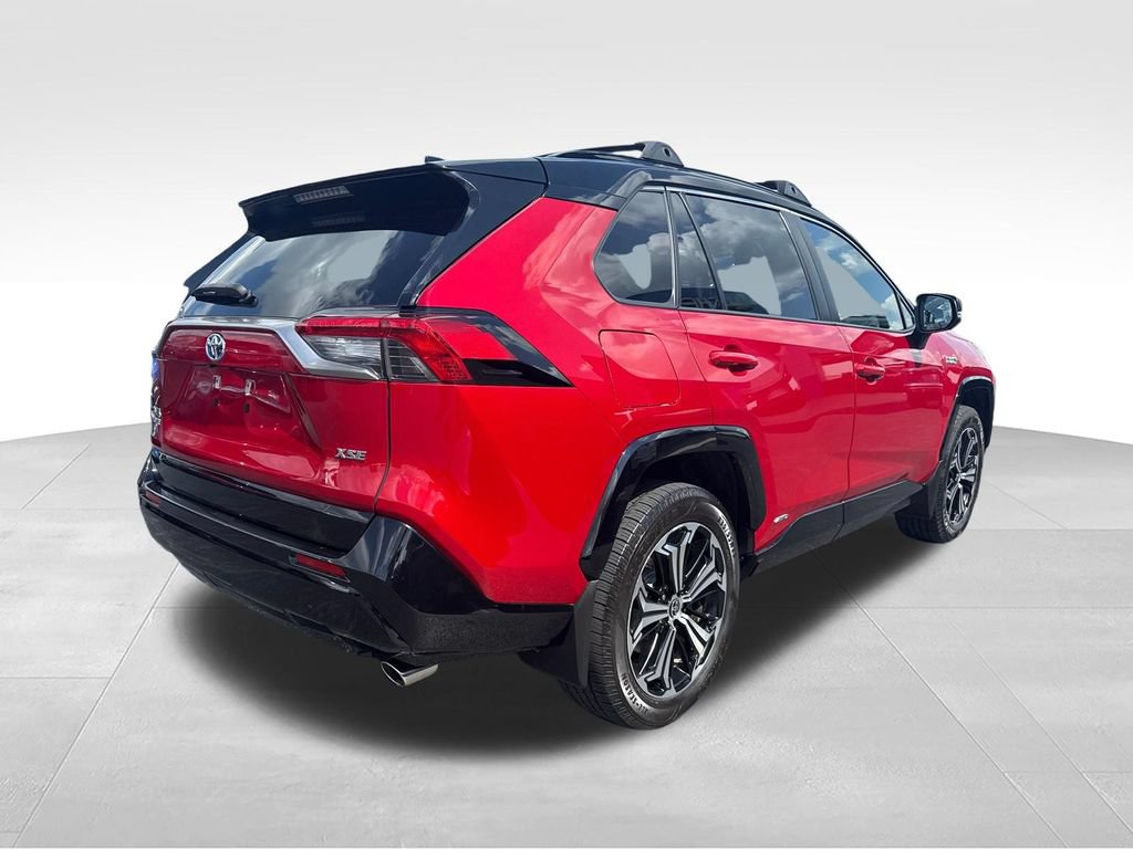Used 2022 Toyota RAV4 XSE w/ Weather Package AWD/4WD image 17