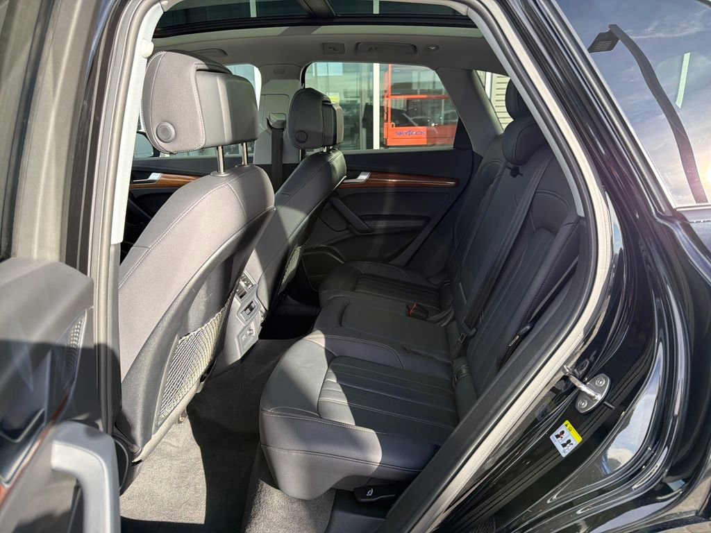 Used 2023 Audi Q5 2.0T Premium Plus w/ Premium Plus Package image 12