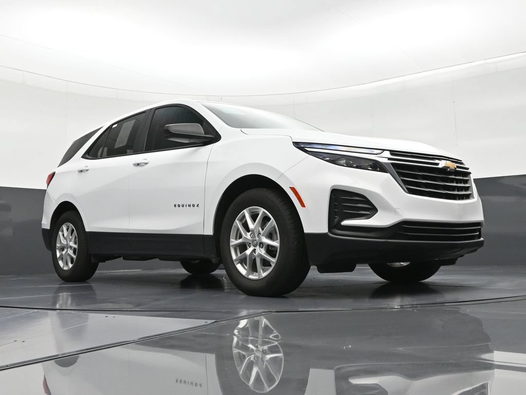 Used 2022 Chevrolet Equinox LS FWD image 26
