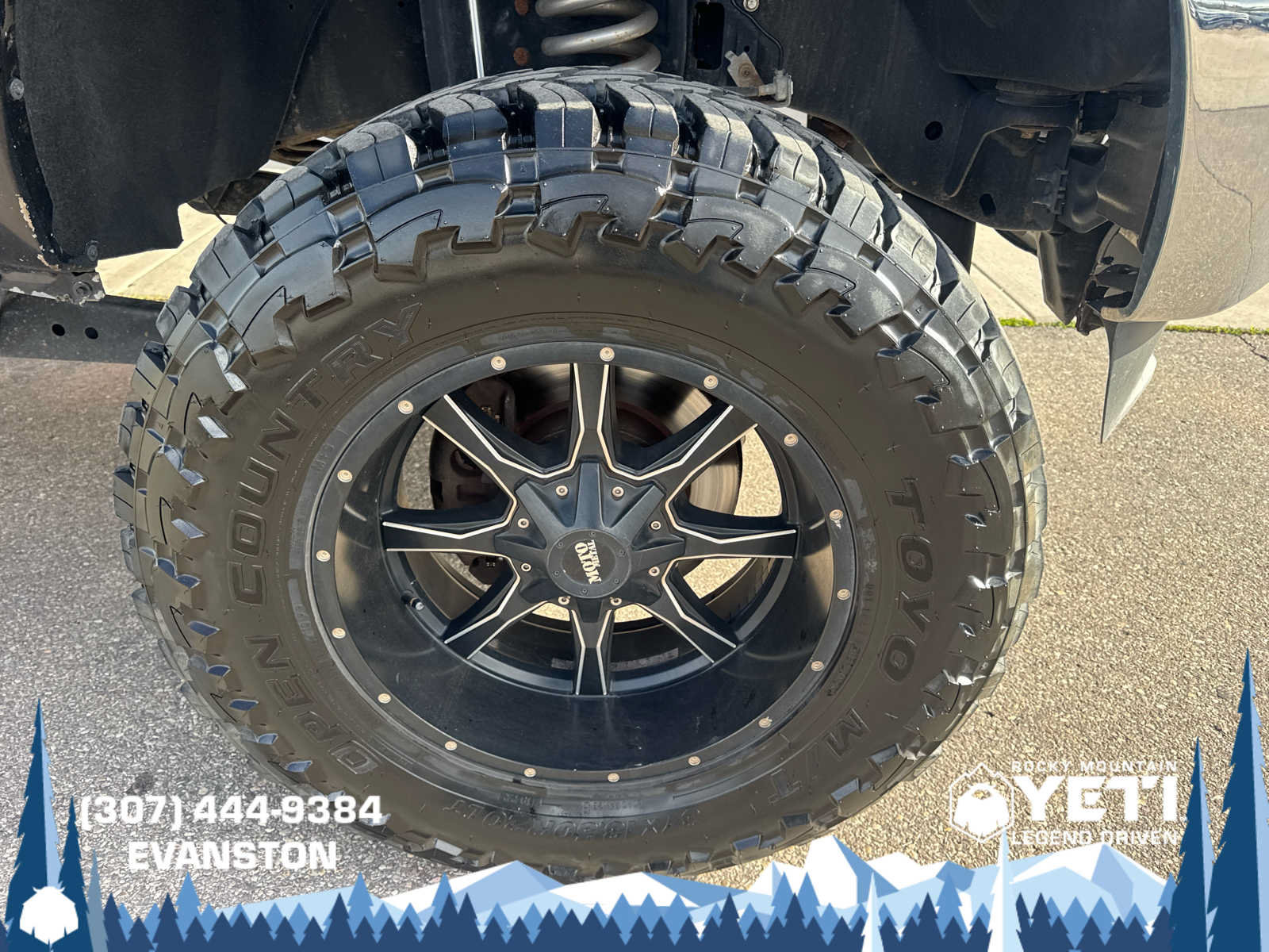 Used 2016 Ford F350 Lariat w/ FX4 4x4 Off Road Package image 9
