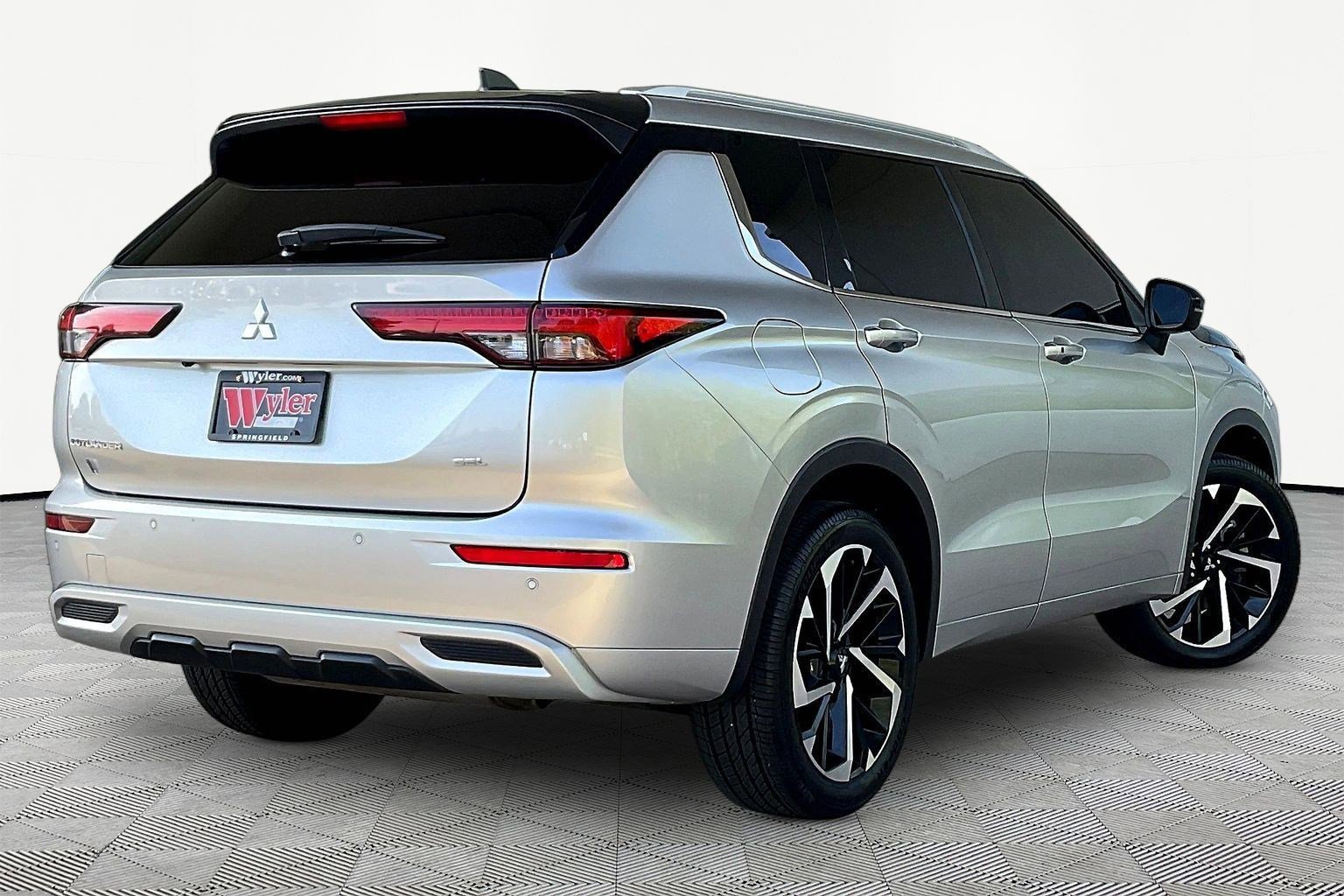 Used 2022 Mitsubishi Outlander SEL AWD/4WD image 6
