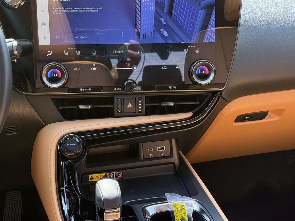 Used 2025 Lexus NX 350 AWD w/ Cold Area Package image 18
