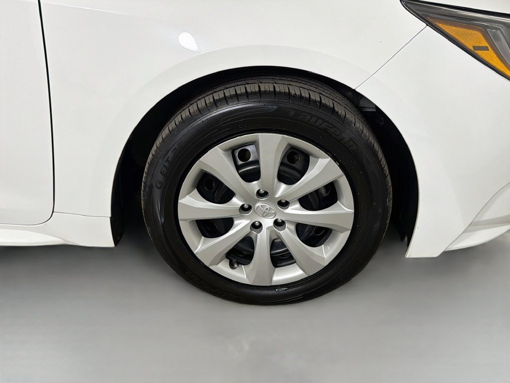 Used 2024 Toyota Corolla LE FWD image 26