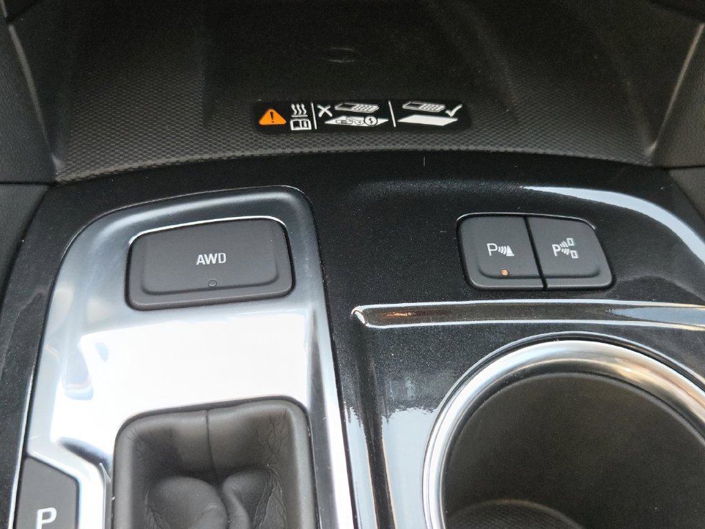 Used 2024 Chevrolet Equinox Premier AWD/4WD image 28