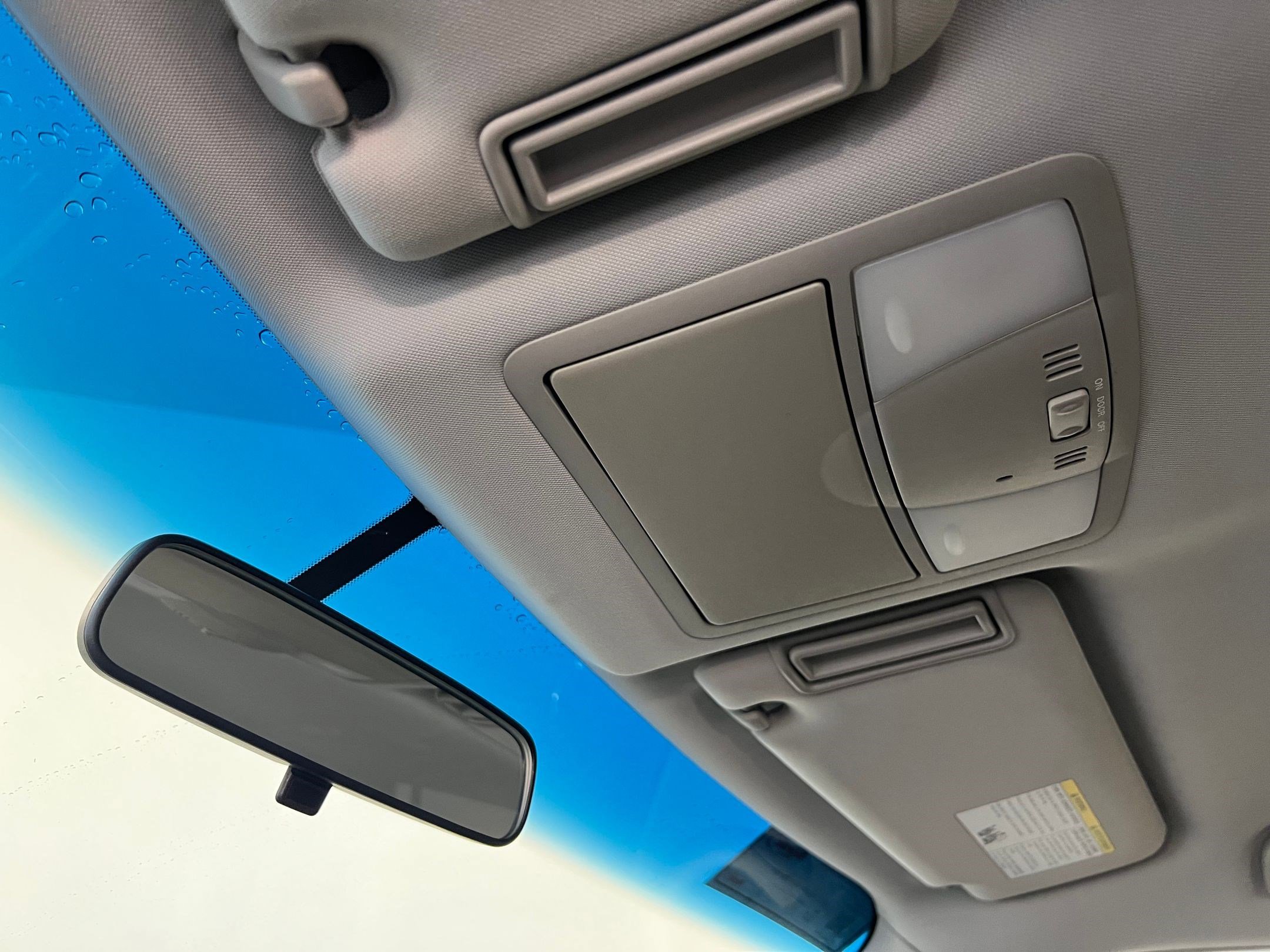 Used 2017 Nissan Armada SV image 19