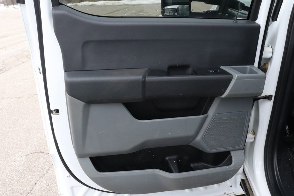 Used 2024 Ford F550 4x4 Crew Cab Super Duty image 37