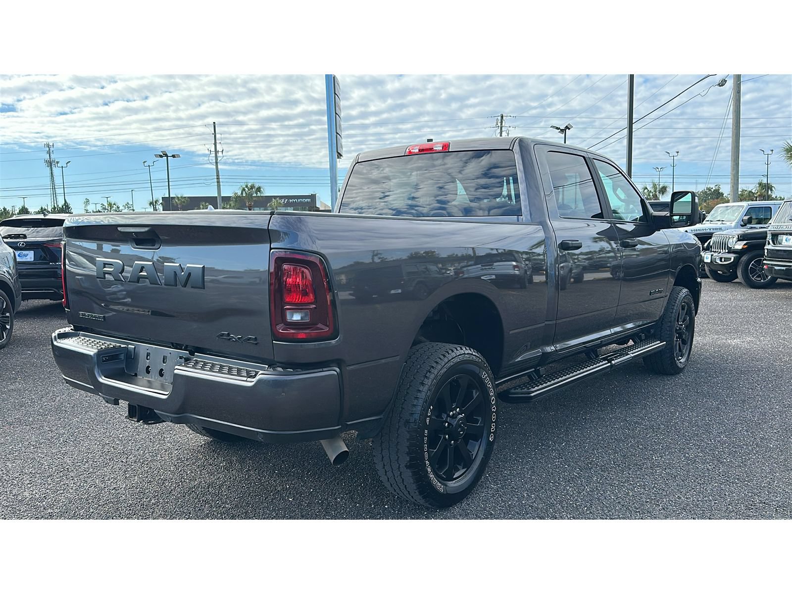 Used 2026 RAM 2500 Big Horn AWD/4WD image 6