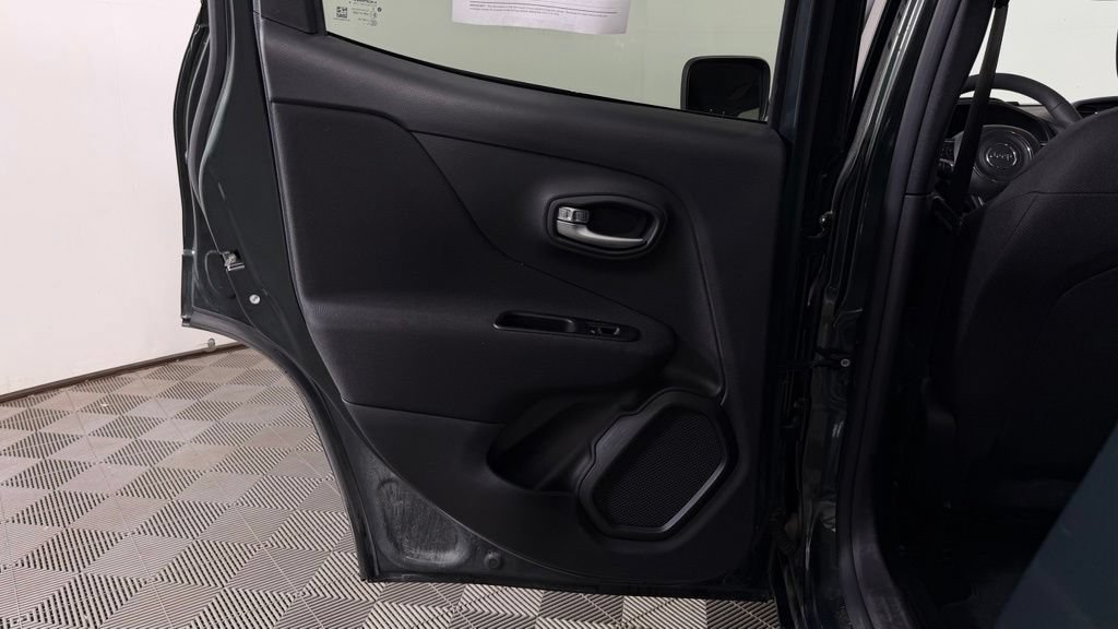 Used 2021 Jeep Renegade Sport AWD/4WD image 25