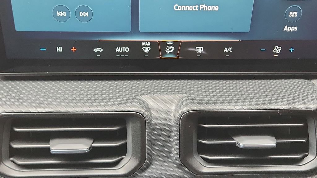 Used 2024 Ford Mustang Coupe RWD image 22