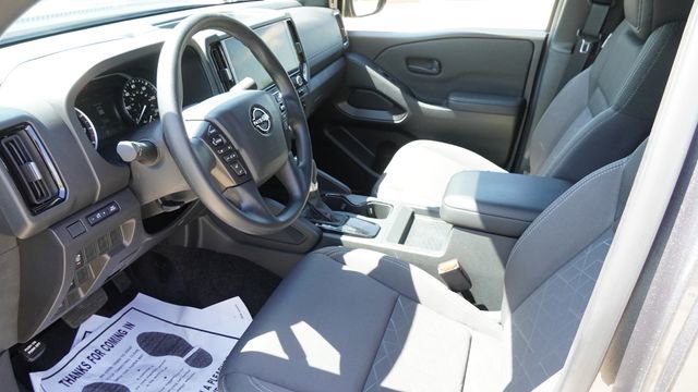 Used 2026 Nissan Frontier SV image 18