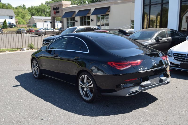 Used 2020 Mercedes-Benz CLA 250 image 10