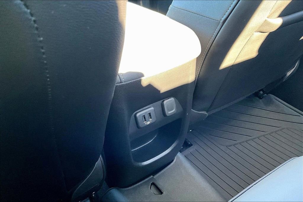 Used 2021 Chevrolet Colorado Z71 w/ Safety Package image 11