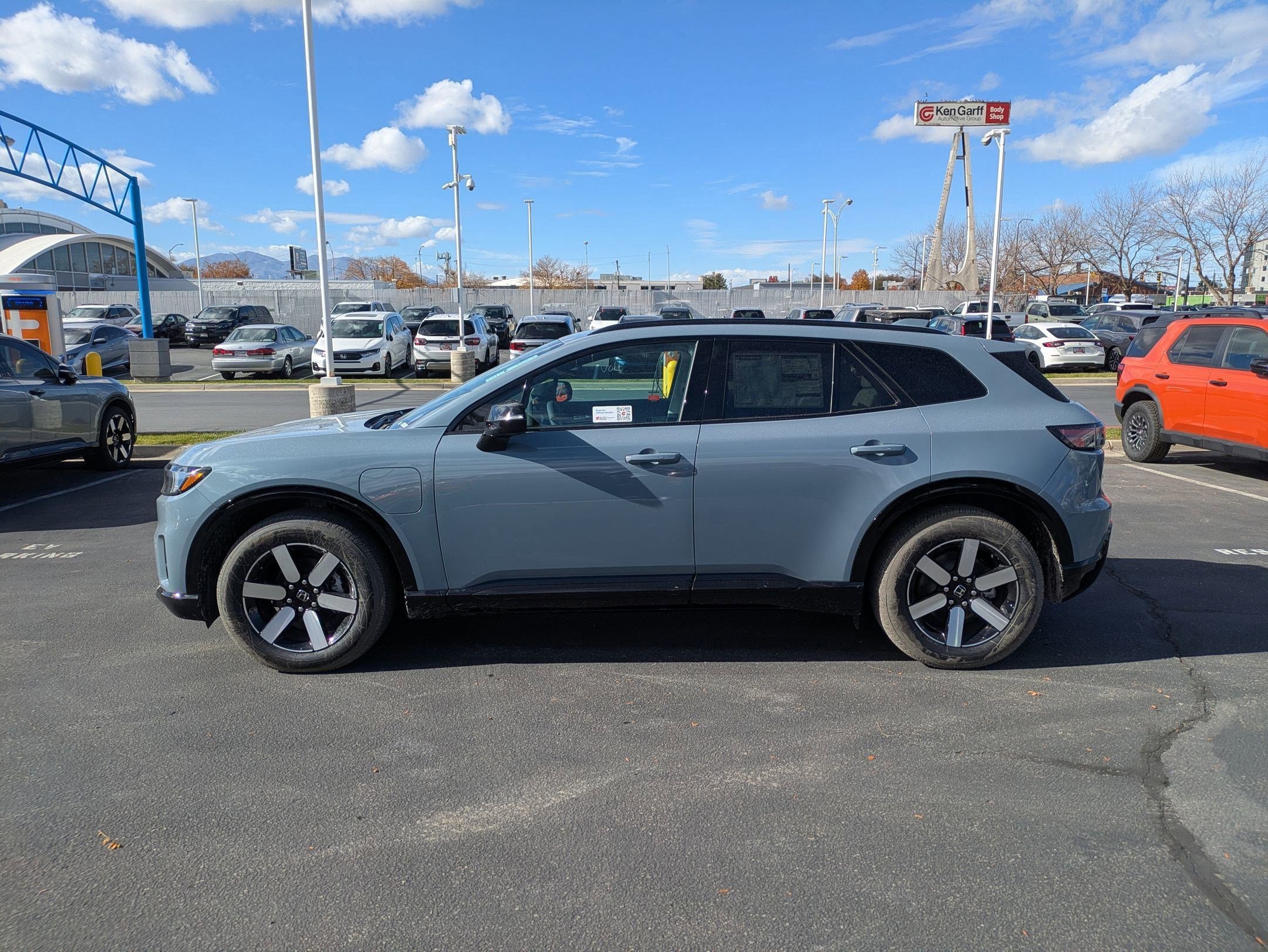 New 2025 Honda Prologue Touring image 8